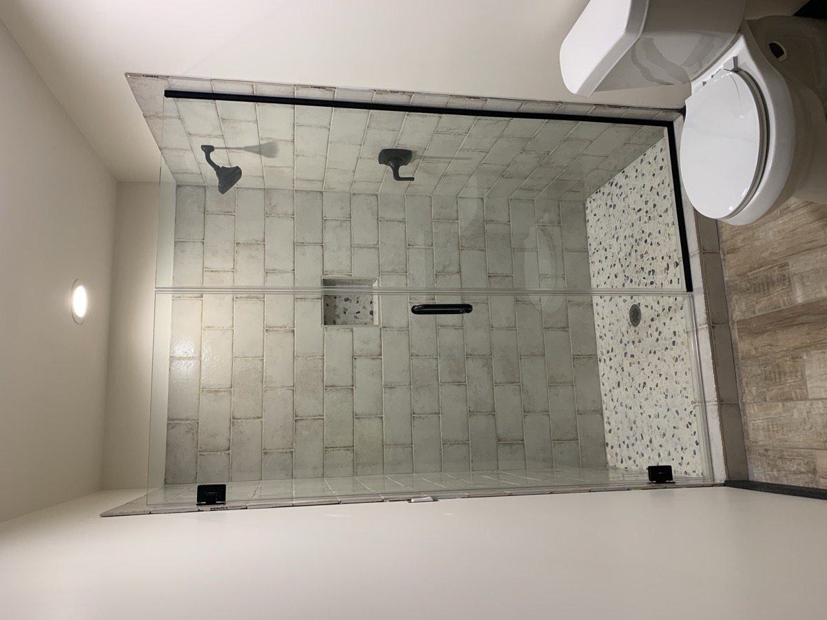 Glass shower door installation photo from Oct 2021