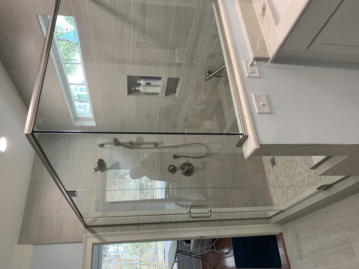 Glass shower door installation photo from Jan 2023